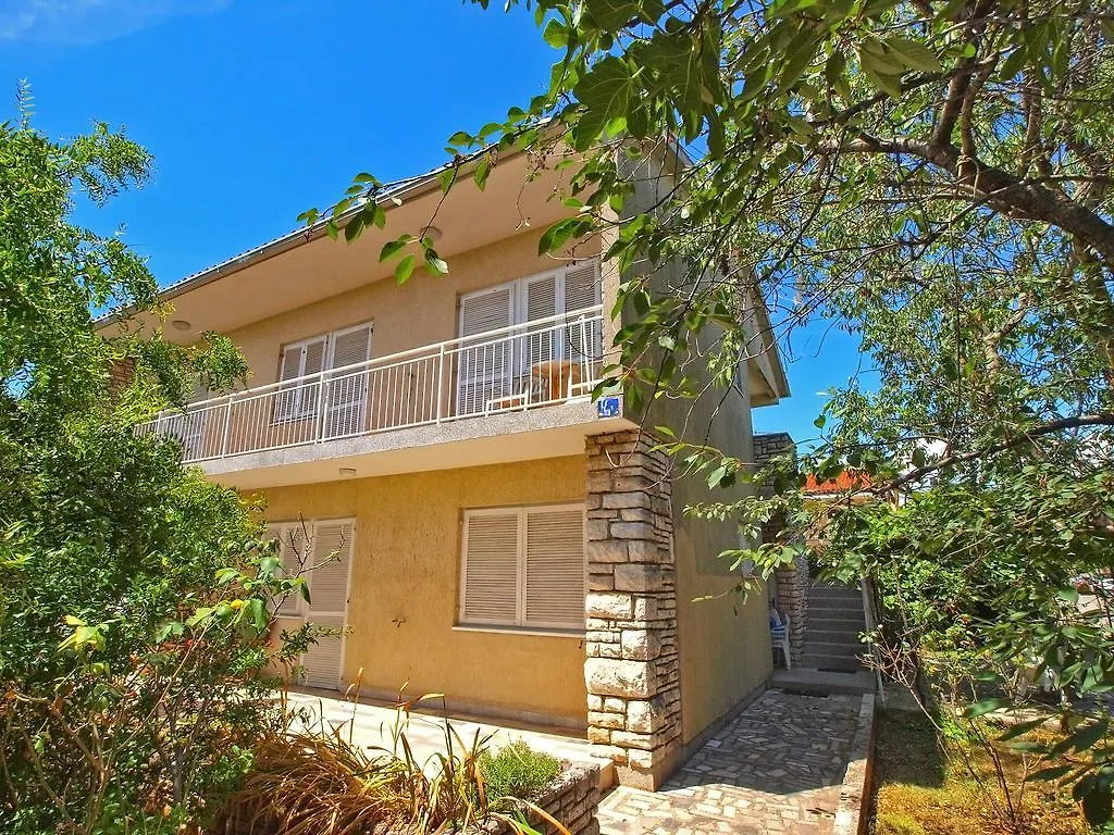 Apartment Paula 729 Fažana